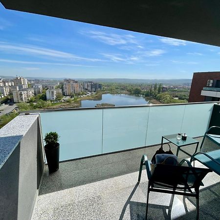 Lakeside Aparthotel Cluj-Napoca Exterior foto